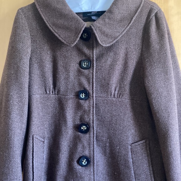 Lovely Medium Coffee-Brown Wool Coat.  Soft-Slub, Satin-Lined, Minimal Pilling - Picture 3 of 6